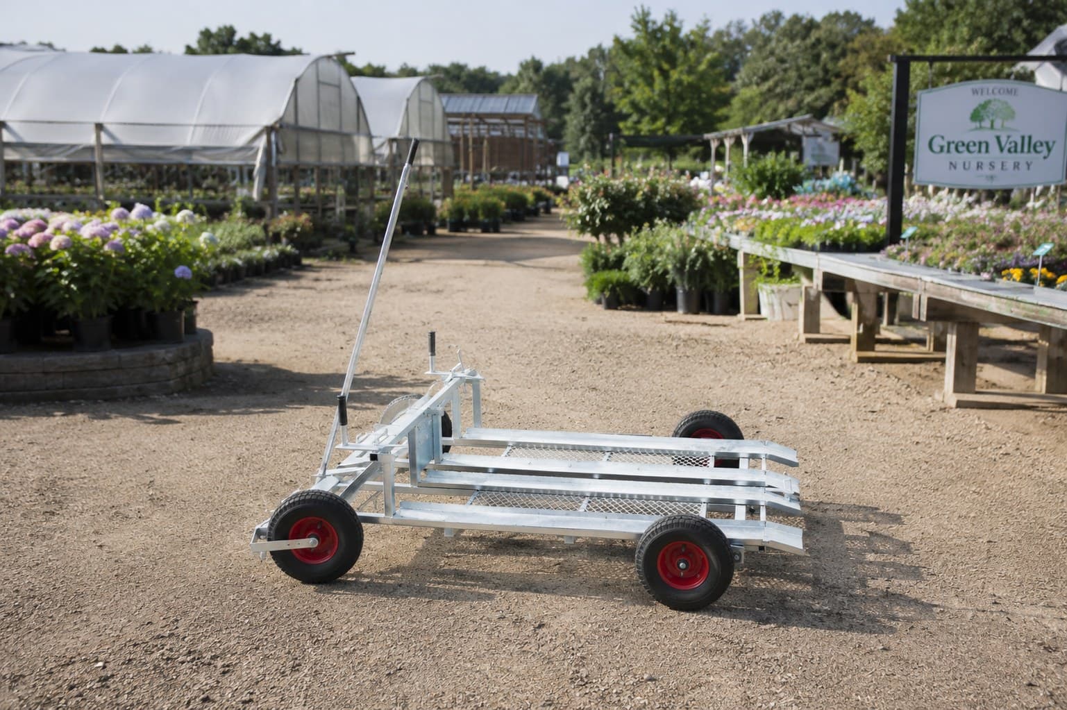 HortiMover nursery cart, full side view at a garden center